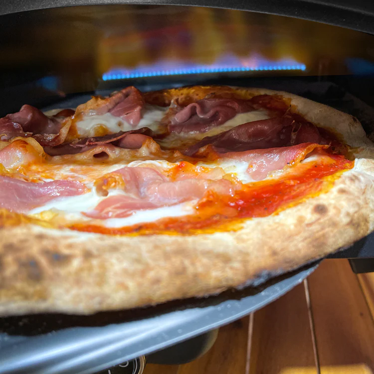 PIZZA READY IN 90 SECONDS
